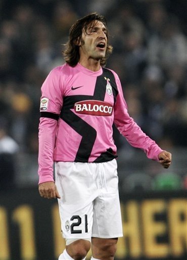 队报预测法国世界杯首战后防线：迪涅、孔德、萨利巴、于帕（队报：法国队世界杯首战后防或为迪涅、孔德、萨利巴、于帕梅卡诺）