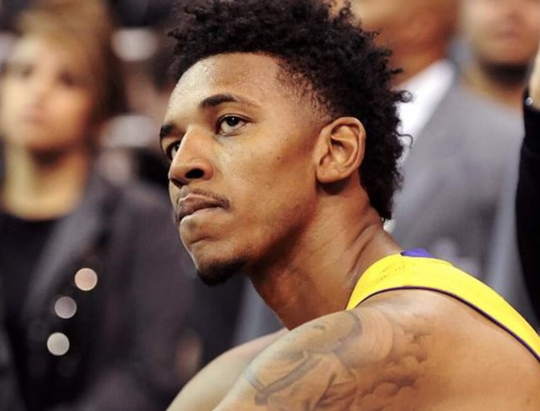 布伦森34分唐斯两双，米切尔34+7+6+4难救主，尼克斯17分逆转骑士（布伦森砍34分唐斯轰两双，米切尔34+7+6+4无力回天，尼克斯17分大逆转擒骑士）