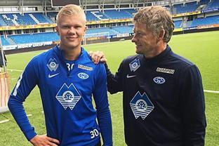 苗原：云南谈完克莱伯、卡约，目前正在安排恩里克、内内离队（苗原：云南已与克莱伯、卡约谈妥，正推进恩里克、内内离队）