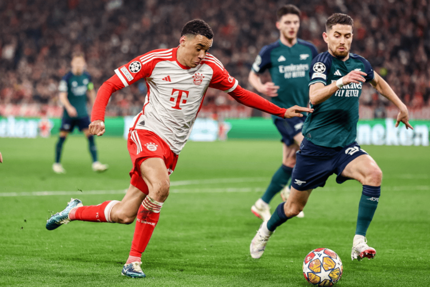 喀麦隆足协和教练点名不同球报道埃托奥解雇阿布巴卡尔以保护记录（喀麦隆足协与主帅回应多方报道：否认埃托奥为保纪录解雇阿布巴卡尔）