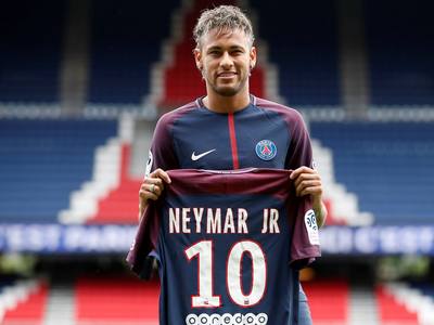 官方：因沙特晋级阿拉伯杯半决赛，沙特联第10轮延至明年2月（官方：沙特闯入阿拉伯杯半决赛，沙特联第10轮改至明年2月进行）