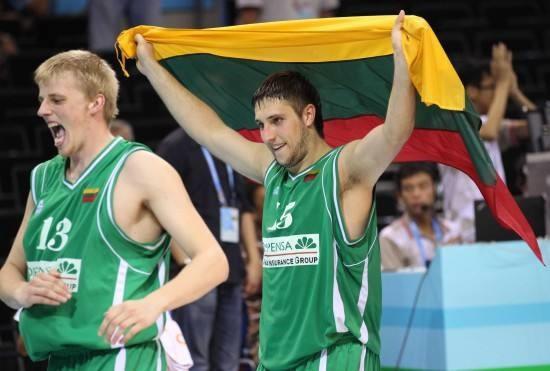 徐杰：广东队的中场核心（广东队中场指挥官：徐杰）