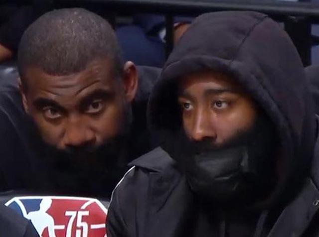 张镇麟半场表现抢眼，展现篮球天赋（张镇麟半场惊艳发挥，尽显篮球才华）