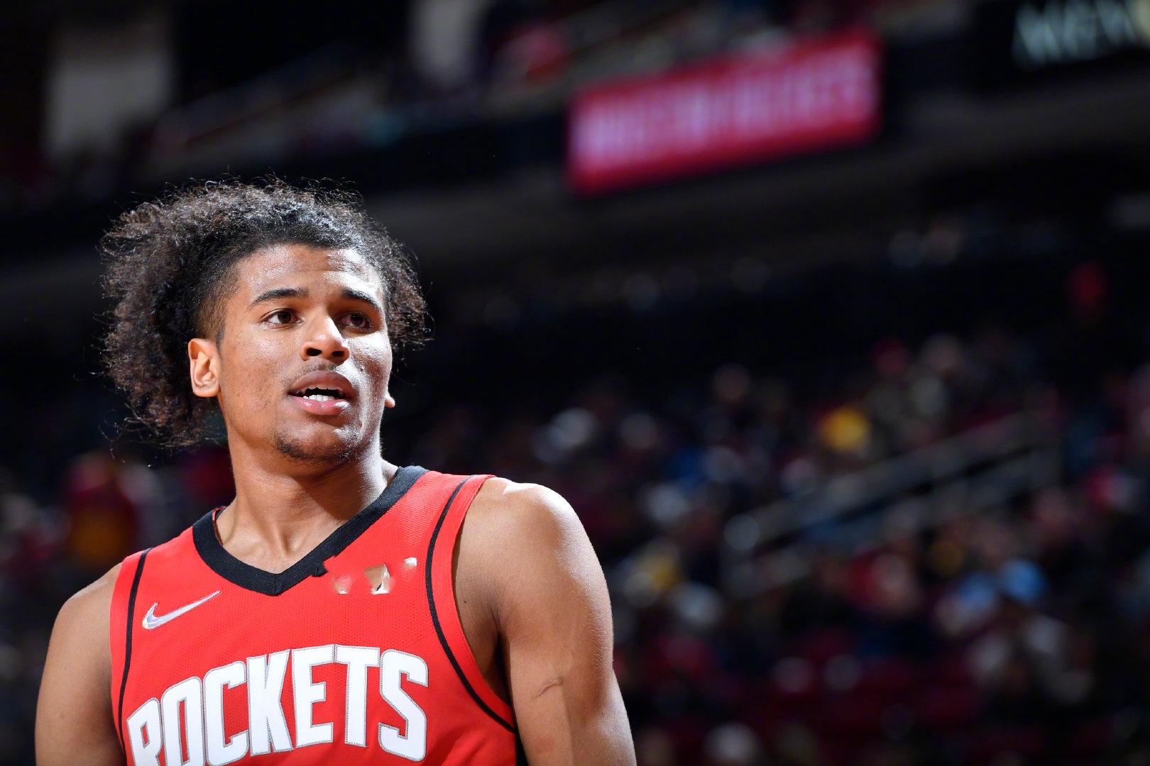 此次未入选法国队身价前10：登贝莱领衔，楚阿梅尼、约罗在列（法国队本期落选球员身价前十：登贝莱居首，楚阿梅尼、约罗上榜）