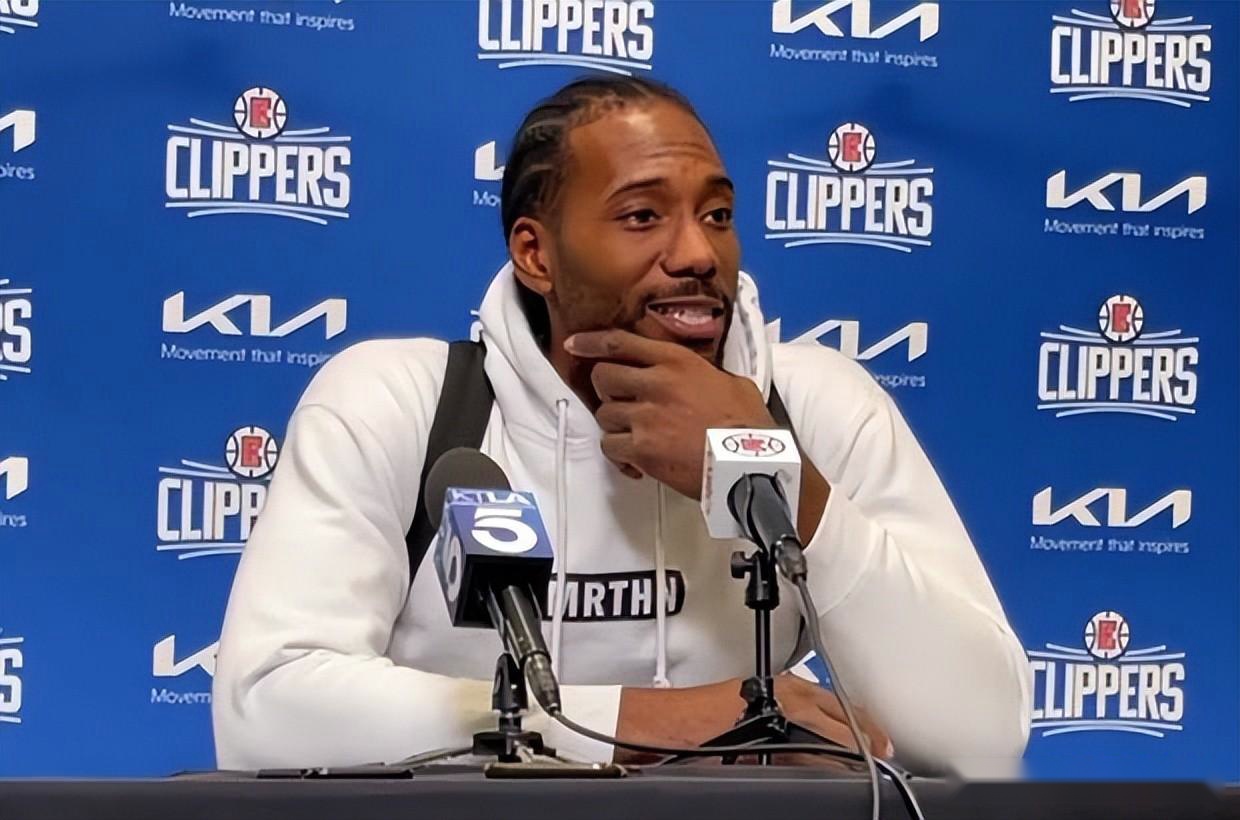 申花官方庆生海报出现低级翻译错误，将32nd写成32th（申花生日海报翻译乌龙：将32nd误标为32th）